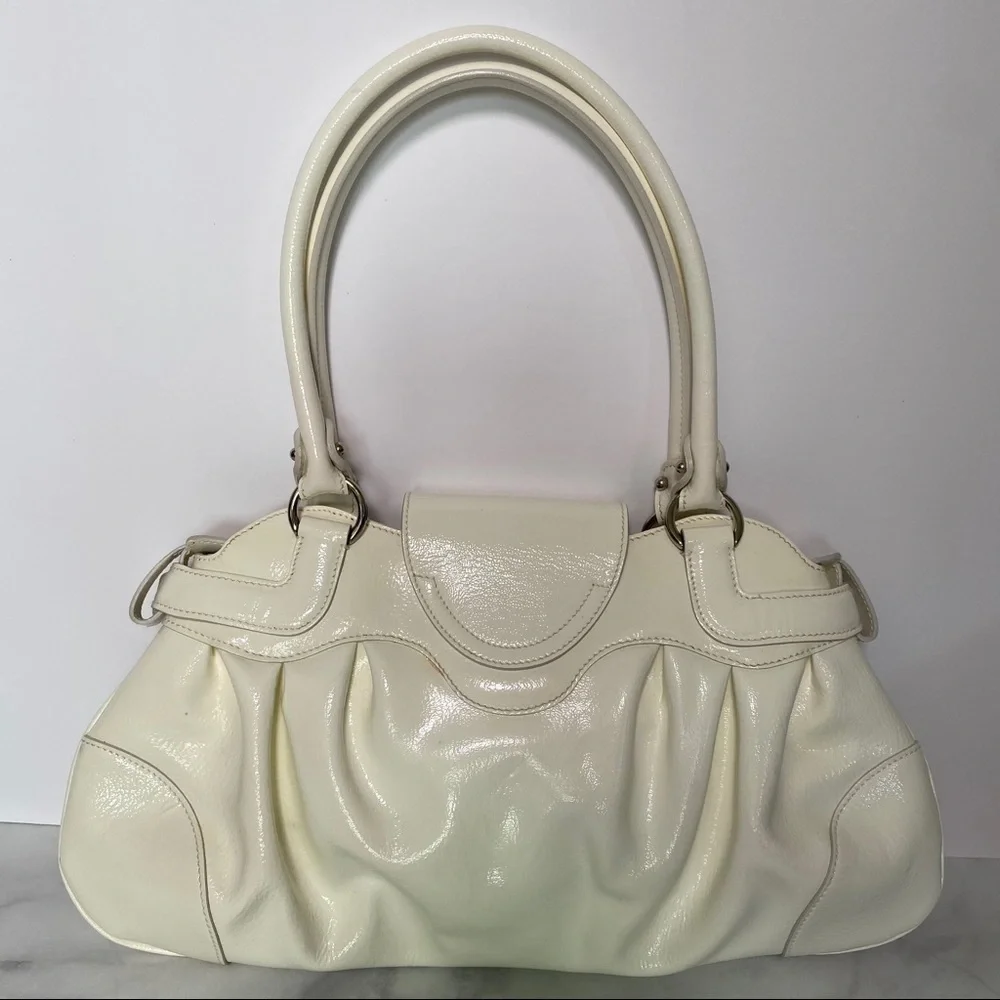 𝅺SALVATORE Ferragamo Marisa Patent Leather Handbag